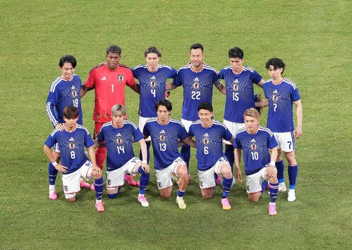 日本代表】W杯1次リーグ3試合とも青ユニ チュニジアとの第2戦はパンツ