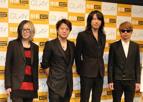 GLAY、最新シングルに封入のチラシめぐり謝罪と訂正｢TAKUROの心境にも